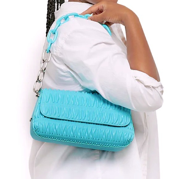 NWOT HOW WE FASHION 2.0 House of Want Baby Blue Shirring Chain Shoulder Baguette - Picture 1 of 13